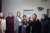 Depremzedelere DEVA’lı kadınlardan anlamlı ziyaret